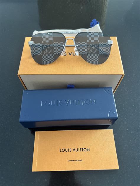 louis vuitton black z1261lw|LV Ash Sunglasses .